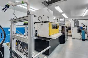 a FANUC ROBOCUT electronic discharge machining EDM solution with automation cell that produces parts at precision manufacturing shop CDP Diamond, a customer of Methods Machine Tools