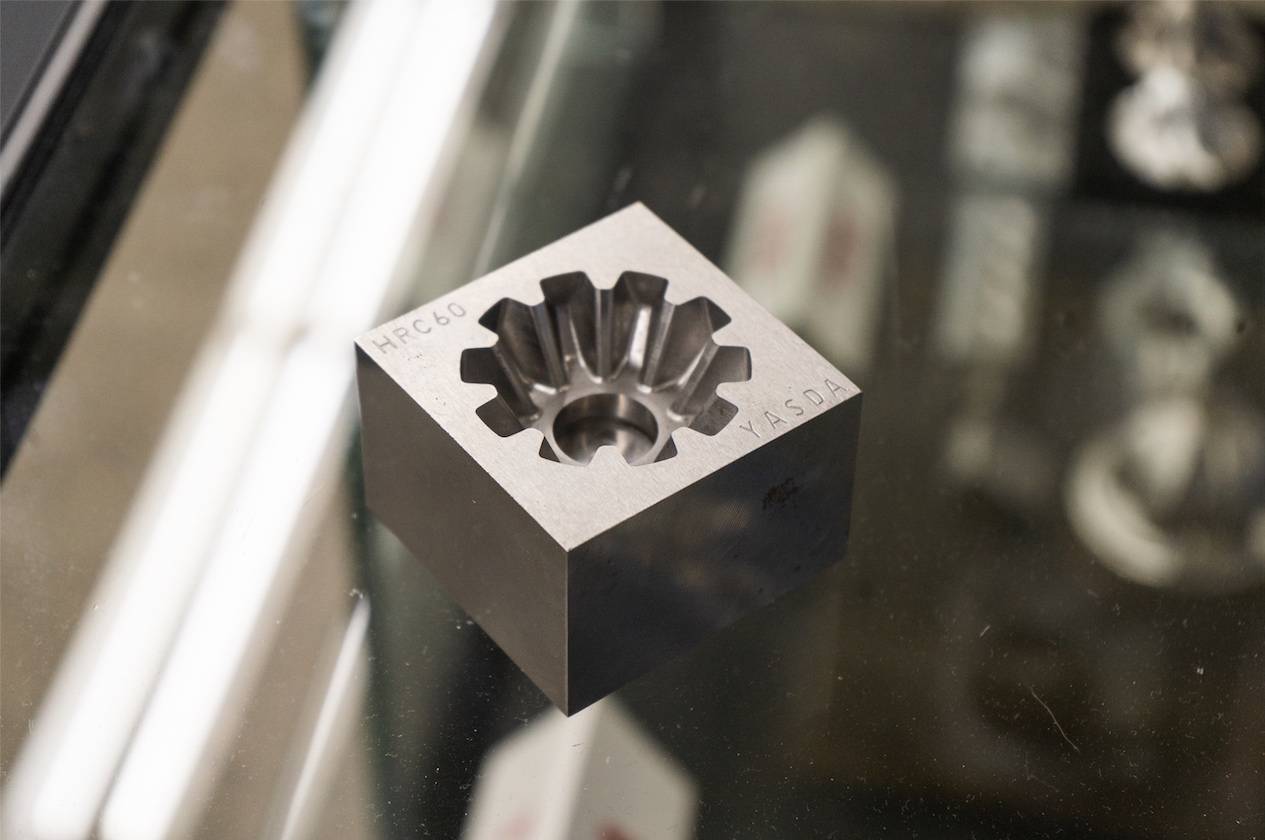 photo of a mold that was machined by Methods cnc machine tools